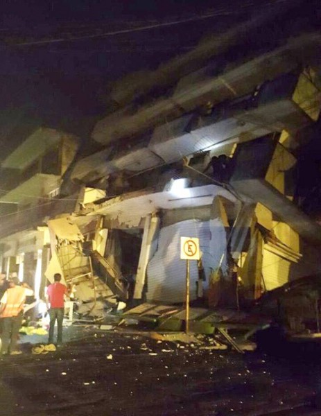 Fotografía que publica en su cuenta de Twitter las autoridades de Protección Civil del municipio de Matias Romero, en el estado de Oaxaca(México), donde se aprecia los destrozos causados en el hotel 'Ane Centro' tras el terremoto.
