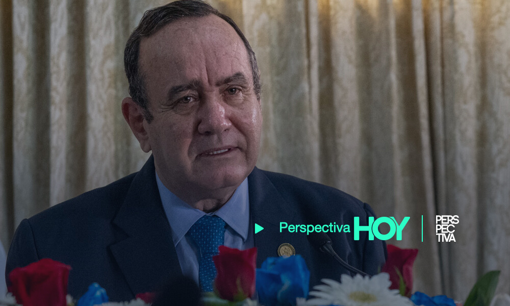 Giammattei espera iniciar vacunación de niños entre 6 y 11 años en enero 2022