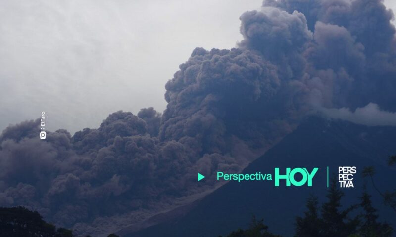 Evacúa a pobladores por erupción de volcán de Fuego