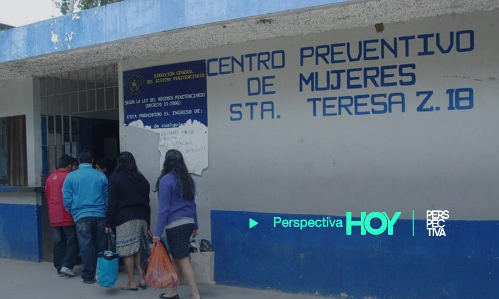 Este lunes 18 de abril, se reportó un posible motín en la cárcel para mujeres Santa Teresa. Las reclusas dijeron a medios de comunicación que las autoridades las maltratan y exigen la renuncia de la directora del penal.