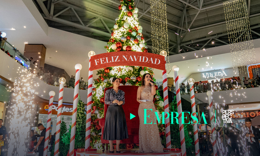 Live the Magic of Christmas at the Pradera Shopping Centers